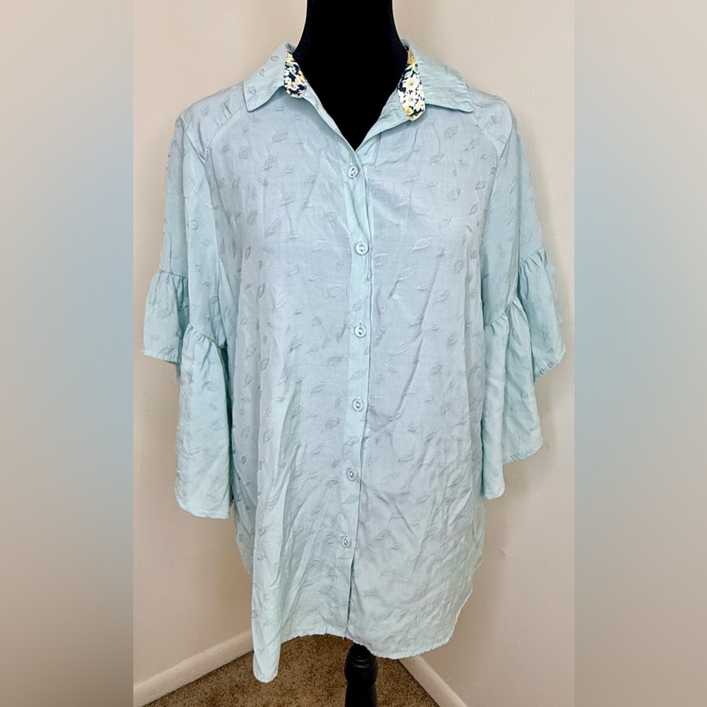 Umgee light blue button front collar peasant blouse 3/4 bell sleeves chic boho M